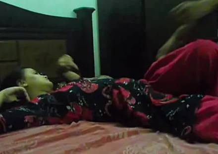 Muslim Sex Kahani - चाची जान को चोदकर दिया सन्तान का सुख