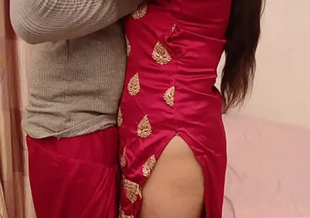 Chachi Ke Sath XXX - चेंज करती चाची को नंगा देख लिया चुदाई का मजा
