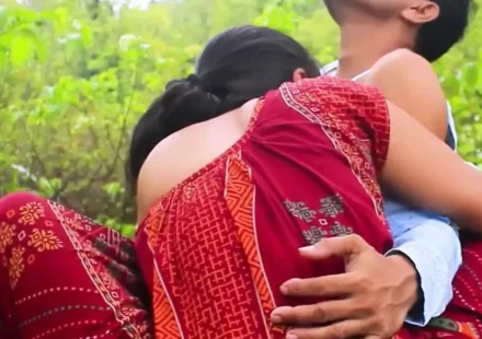 Jangal Me Chudai - बकरी चराने गई चाची का चुदाई का नशा उतारा