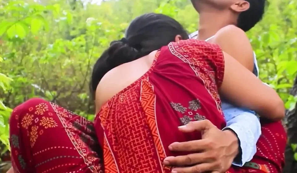 Jangal Me Chudai - बकरी चराने गई चाची का चुदाई का नशा उतारा